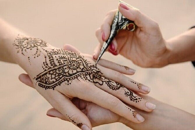 Dubai Evening Desert Safari With BBQ Dinner at Arabian Heritage - Who Should Consider This Tour?