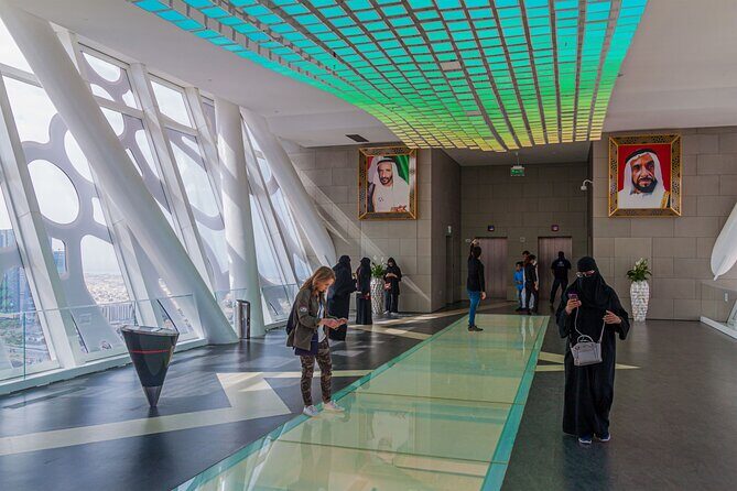 Dubai Frame Tickets, Creek, Souks & Blue Mosque Guided Tour - Who Will Love This Tour?
