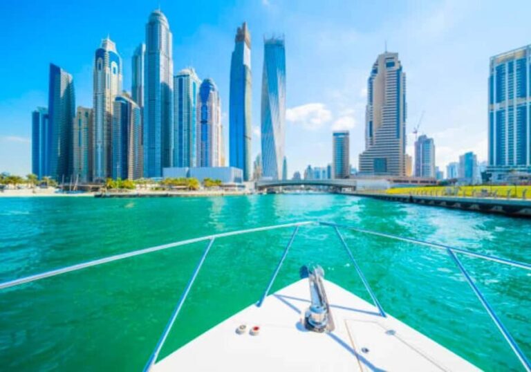 Dubai: Luxury Yacht Tour with Wonder Bus Tour on land & Sea - Why This Tour Works for Travelers