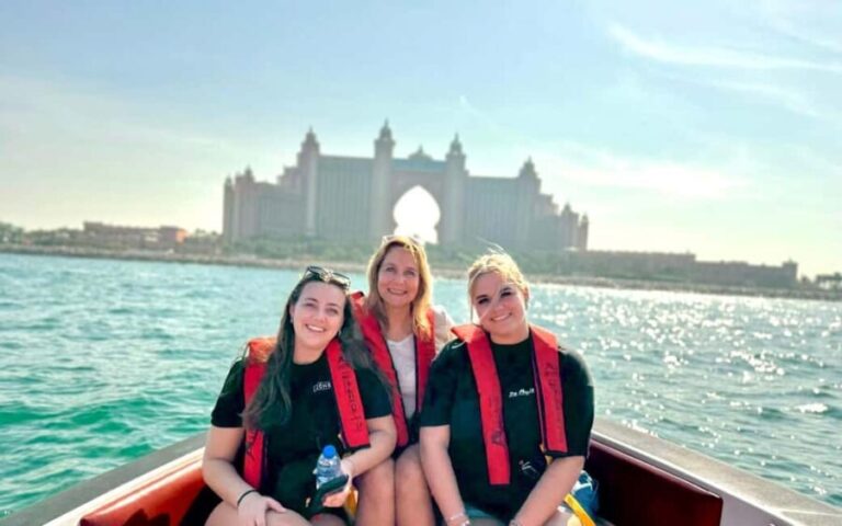 Dubai Marina: The Black Boats 100-Min Private Tour - What to Expect During the 100-Minute Tour