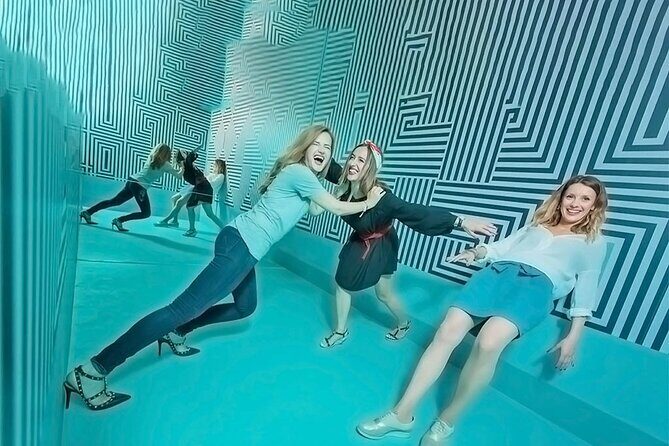 Dubai Museum of Illusions Ticket - What’s Not Included