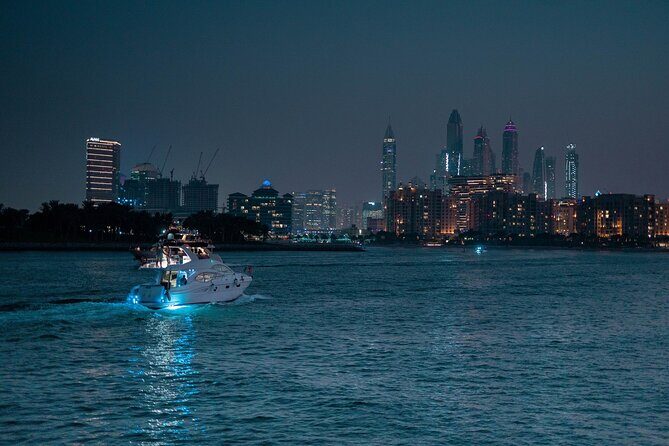 Dubai Night Yacht Party with Canapes and Drinks - What to Expect on the Dubai Night Yacht Party