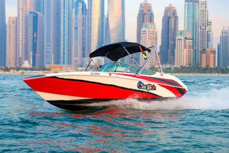 Dubai: Private Boat Tour - JBR/Burj Al Arab/Atlantis options - The Experience from the Guest Reviews