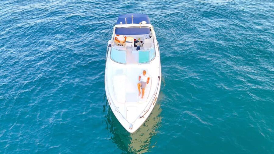 Dubai: Private Yacht Cruise for Unforgettable Memories