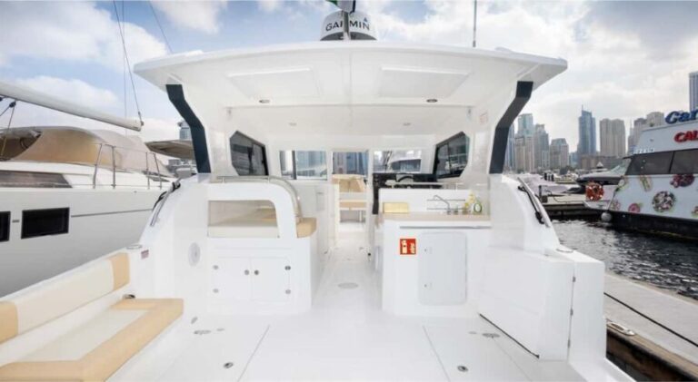 Dubai: Private Yacht Tour 36ft (+1 hr free) offer till Sep15 - What to Expect from the Itinerary