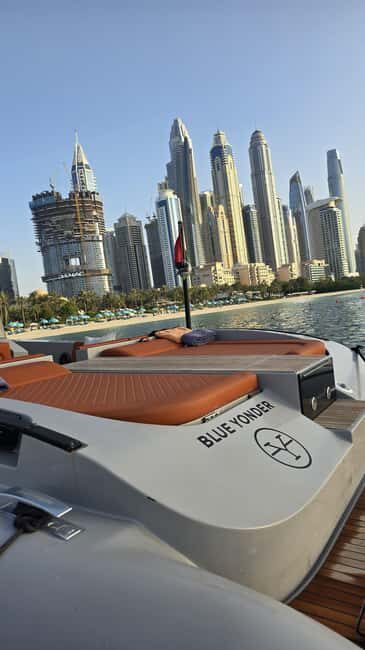 Dubai : Private Yacht Tour with Swimming at Palm Jumeirah - A Closer Look at the Experience