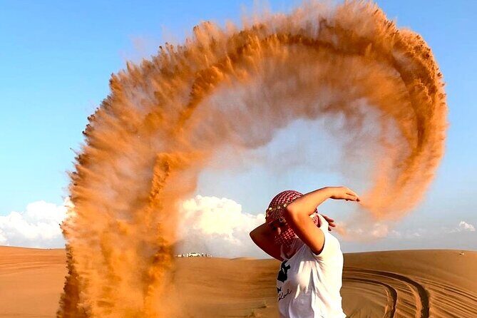 Dubai Red Dunes Safari, Camels, Live BBQ and Live Shows - Why This Tour Excels for Travelers