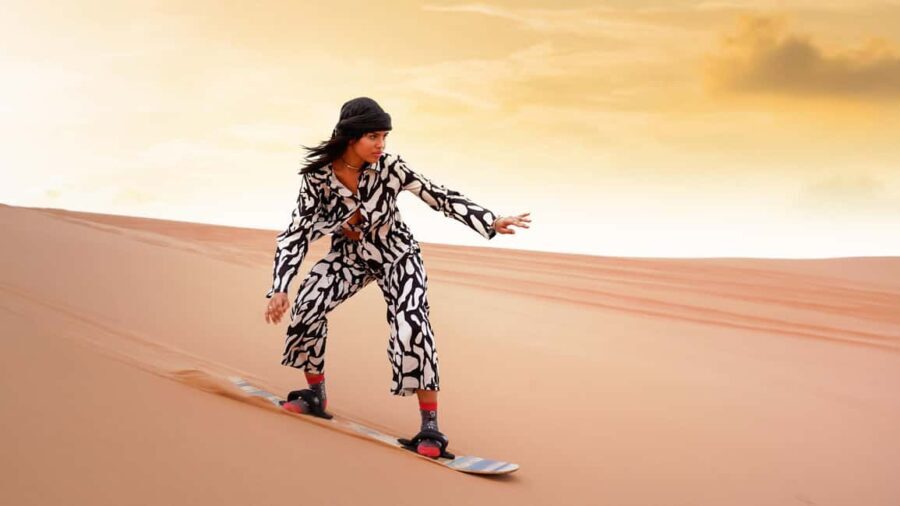 Dubai Waves & Dunes: Luxury Yacht Cruise w/ Red Dunes Safari - Transition to the Coast: Dubai’s Coastal Charm