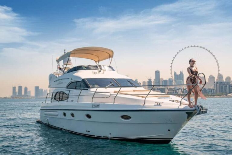 Dubai Yacht Tour - Boat Trip upto 12 guests Private event - What Makes This Yacht Tour Stand Out?