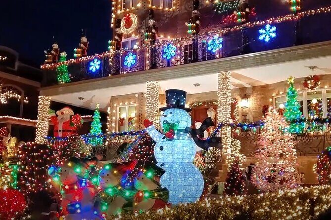 Dyker Heights Brooklyn Christmas Lights Walking Tour - Practical Details and Tips