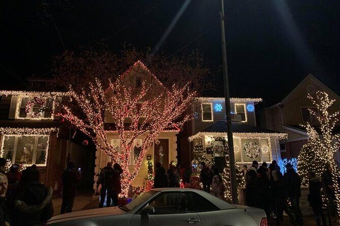 Dyker Heights Christmas Lights Tour - What You’ll Love About This Tour