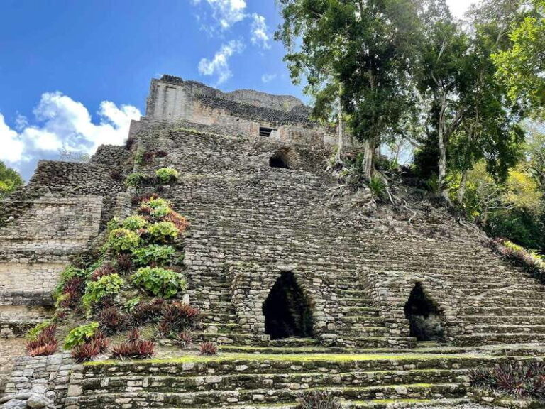 Dzibanche & Blue Cenote Bacalar - Exploring Dzibanche: The Hidden Gem