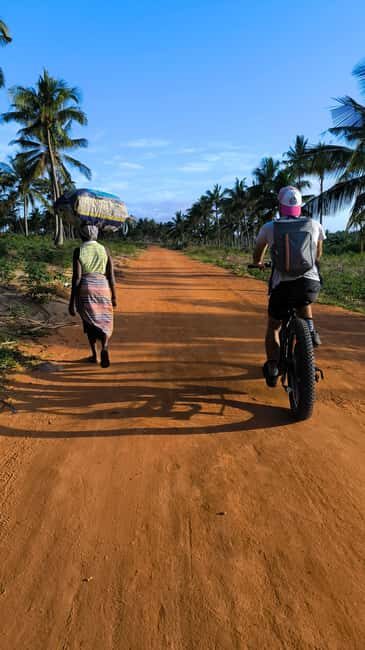 E-bike Tofo Tours: Tofo Beach, Mozambique - Exploring the Itinerary and Highlights