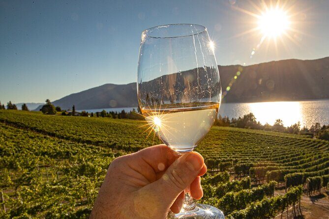 East Kelowna Full Day Guided Wine Tour With 5 Wineries - Second Stop: The Vibrant Vine