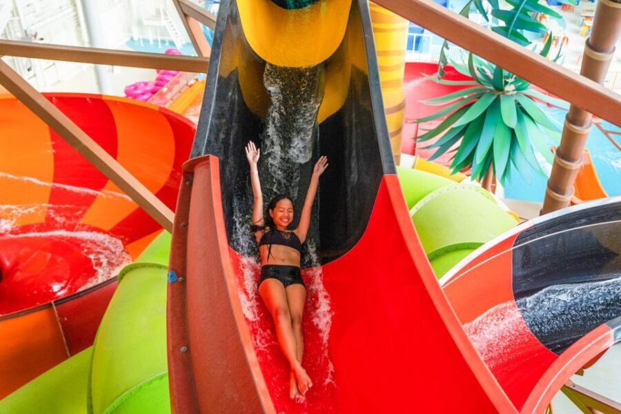 East Rutherford: Dreamworks Indoor Water Park Entry Ticket