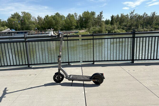 Edmonton City Highlights 2 Hour E-Scooter Tour