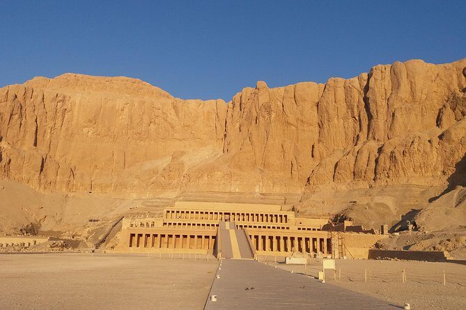 Egypt trip package for 8 nights with tours and a Nile cruise trip - A Detailed Breakdown of the Itinerary
