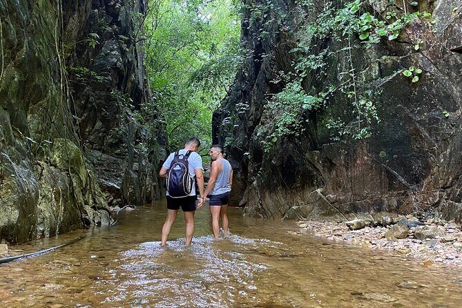 El Nogalito Mountain River- Hiking Tour - An In-Depth Look at the El Nogalito Mountain River Hiking Tour
