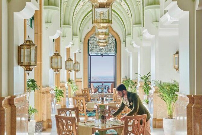 Emirates Palace Dining Experience Abu Dhabi - What’s Included in the Dining Experience?