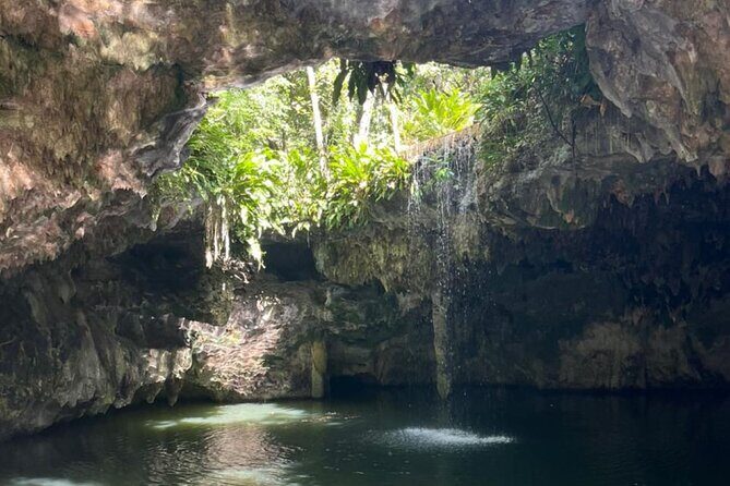 EN Jade Cavern in Jeep Snorkeling Tour & Lunch - What We Love About This Tour
