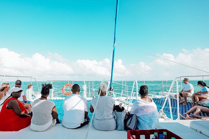 Enjoy the Sunset in Catamaran Unlimited - Sailing to Isla Mujeres from Cancún - What’s Included & What to Consider