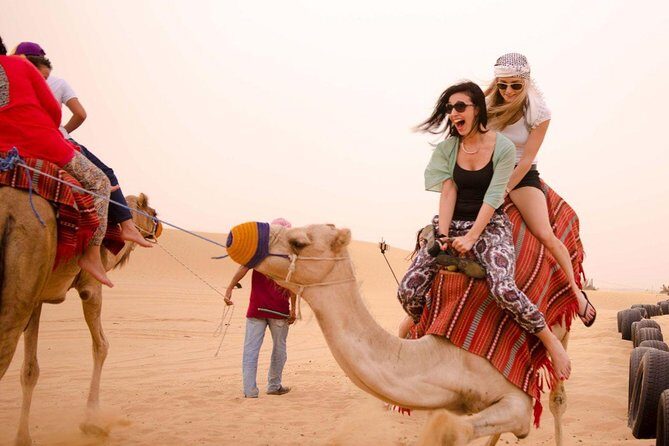 Evening Desert Safari Dubai with Belly Dance - The Full Scoop on Dubai’s Evening Desert Safari