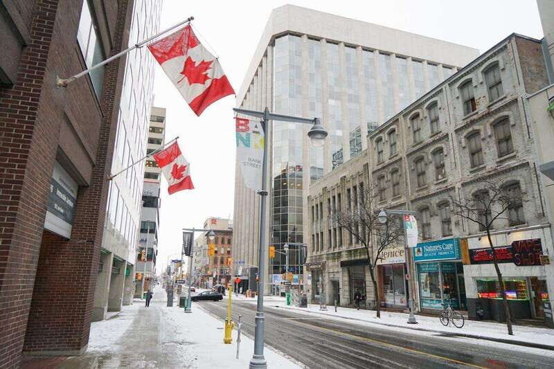 Exceptional Walking Christmas Tour in Magical Ottawa - Who Would Enjoy This Tour?