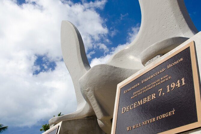 Exclusive Pearl Harbor and USS Arizona All-Access Private Tour - Downtown Honolulu: Cultural and Historic Highlights