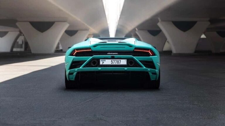 Experience Dubai in a Lamborghini - What to Expect During Your Dubai Lamborghini Experience