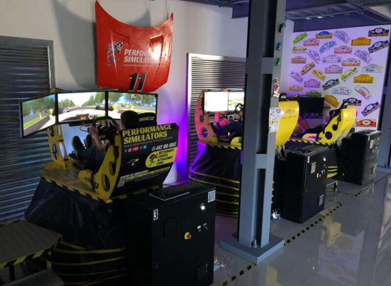 Experience in dynamic simulator of professional careers in QUERÉTARO - What to Expect: The Itinerary of Your 30-Minute Race