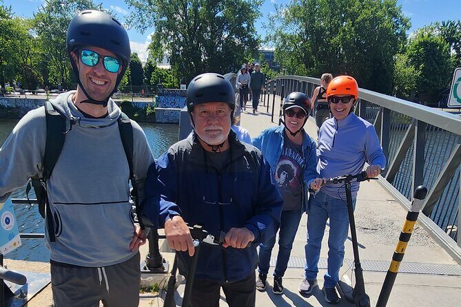 Experience Old Montreal on e-scooters with a local comedian - Analyzing the Price and Value