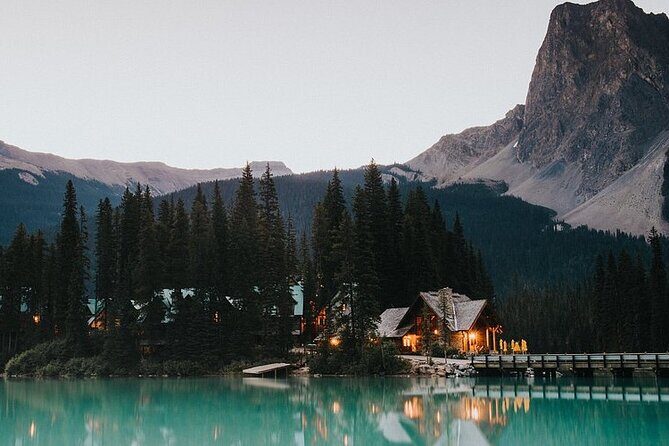 Explore 3 National Parks - Exclusive Small Group Tour - Transportation & Group Size