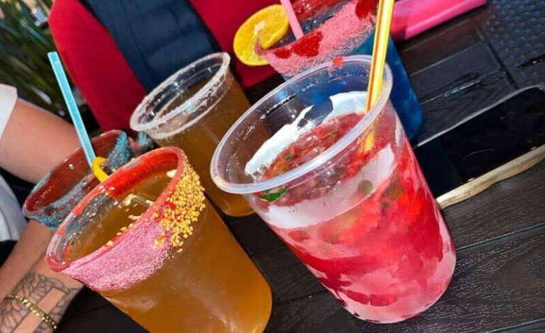 Explore CDMX with tacos, micheladas and a popular drink route - The Details That Make a Difference