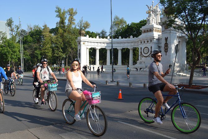 Explore Chapultepec & Mexico City sights by Bike - Analyzing the Value