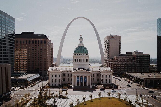 Exploring St. Louis with the Family Walking Tour - Authenticity and Local Insights