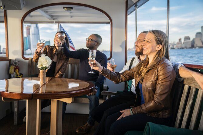 Fall Foliage Cruise on Yacht Full Moon from Chelsea Piers - The Sum Up: Who Is This Cruise Best For?