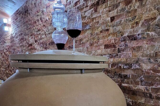 Family-owned Winery Tour with Candy Cane Mountain visit - Practicalities: What You Need to Know