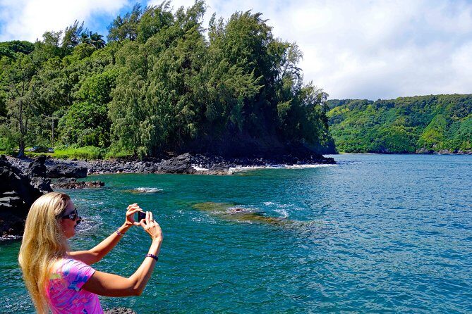 Famous Road to Hana Waterfalls and Lunch by Mercedes Van - FAQs