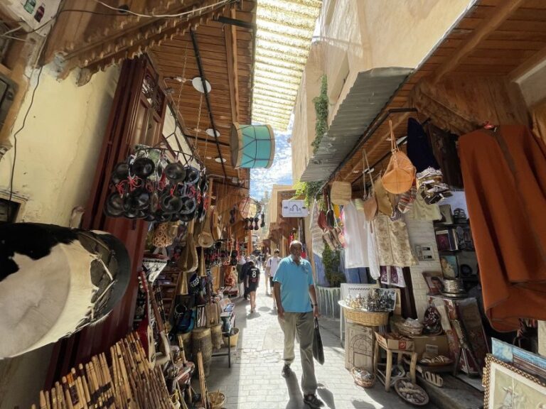 Fes: Medina Guided Tour with Local - Discovering Fes Medina: What to Expect