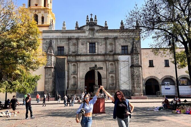 Fiesta Tour in Xochimilco with Tequila in addition Coyoacán and CU - Transportation & Group Size