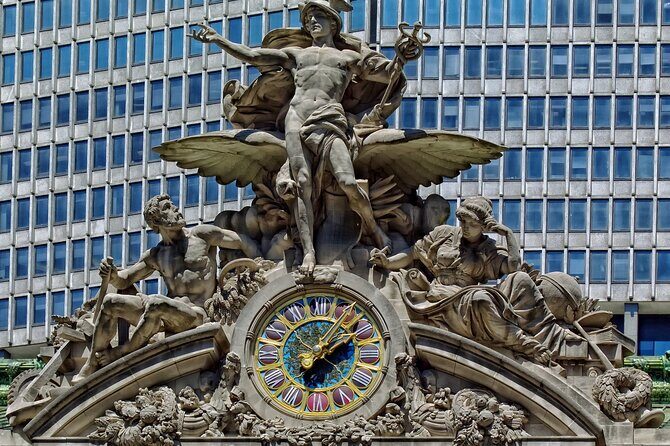 Fifth Avenue Unveiled: Luxury, History & Icons Walking tour - How the Tour Fits Different Types of Travelers