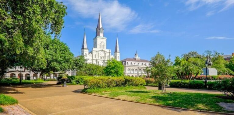 French Quarter History: Walking Tour - An Authentic Walk Through the French Quarter