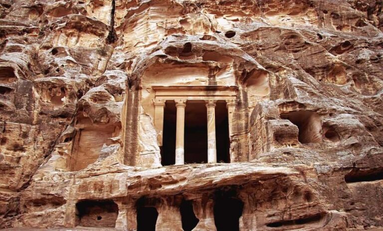 From Amman: Private Petra Day Trip with Guide - Authentic and Helpful Traveler Insights