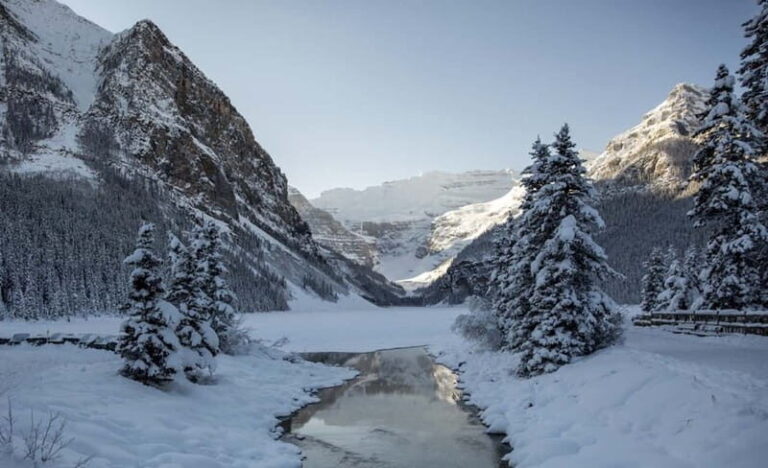 From Banff: Winter Wonderland; Lake Louise & Johnston Canyon - Transportation & Group Size: Why It Matters