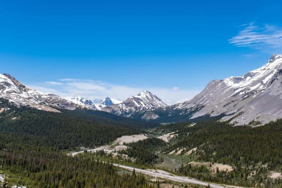 From Calgary/Banff/Canmore: Rockies Day Trip with Icefield - The Itinerary: What to Expect from Dawn to Dusk