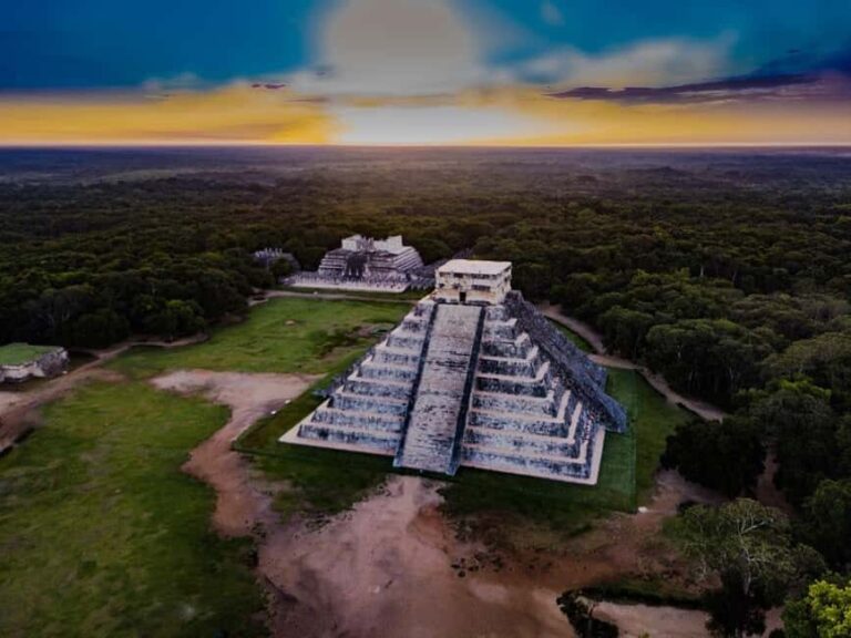 From Cancún: Sunrise at Chichén Itzá with optional buffet lunch - What to Expect During the Visit
