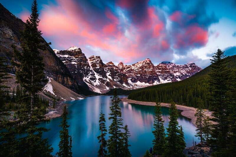 From Canmore/Banff: Moraine Lake Sunrise & Lake Louise Tour - The Itinerary: Step by Step