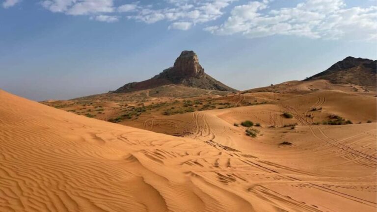 From Dubai: Zerzura Buggy Experience + Private Dinner - FAQs