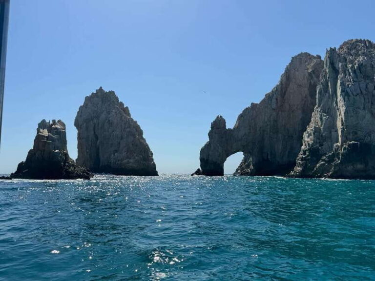 - From La Paz to Los Cabos: A Private Tour at Your Own Pace". - Transportation and Guide: Quality and Personal Touches