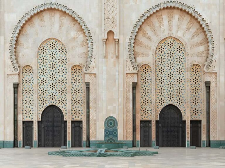 From Marrakech: Casablanca Day Trip Experience" - The Practicalities: What to Expect and Why It Matters